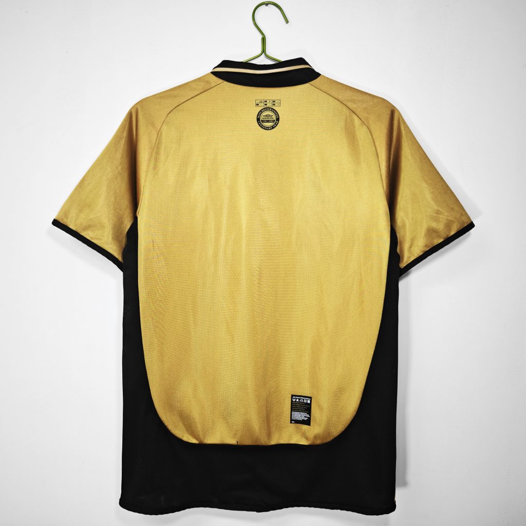 Manchester United 2001-02 centennial edition Camiseta