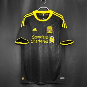 Liverpool 2010-11 Tercera camiseta