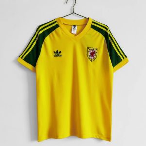 Gales 1982 Camiseta visitante