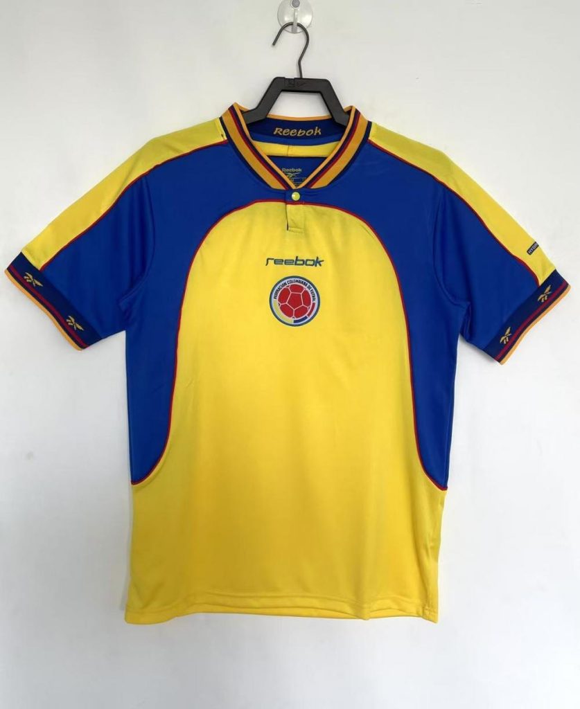 Colombia 2001 Camiseta local