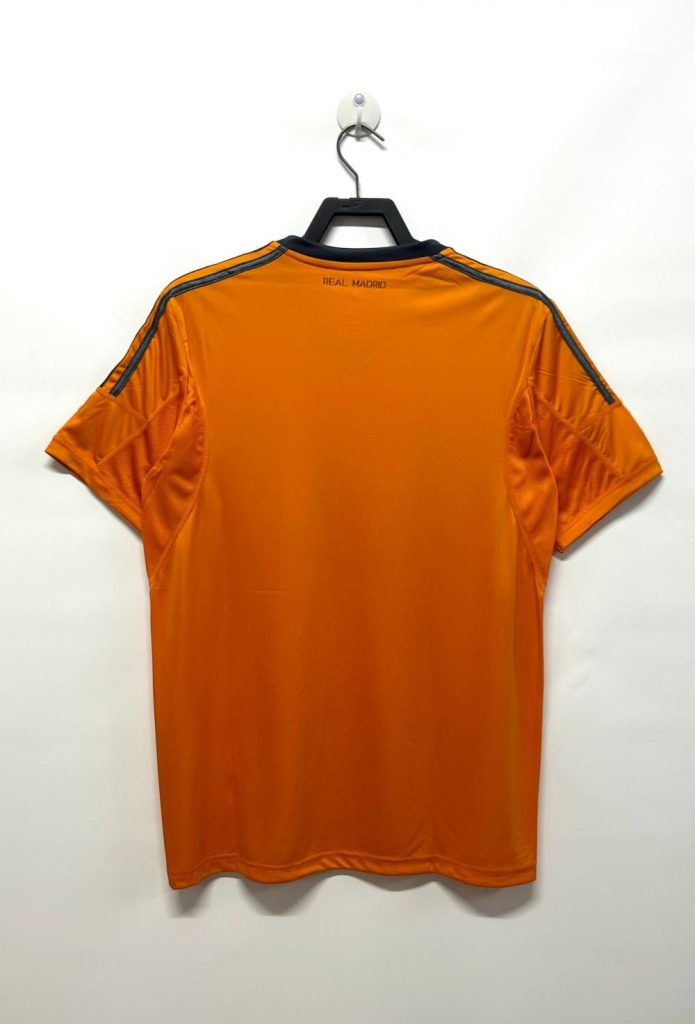Real Madrid 2013-14 Tercera camiseta