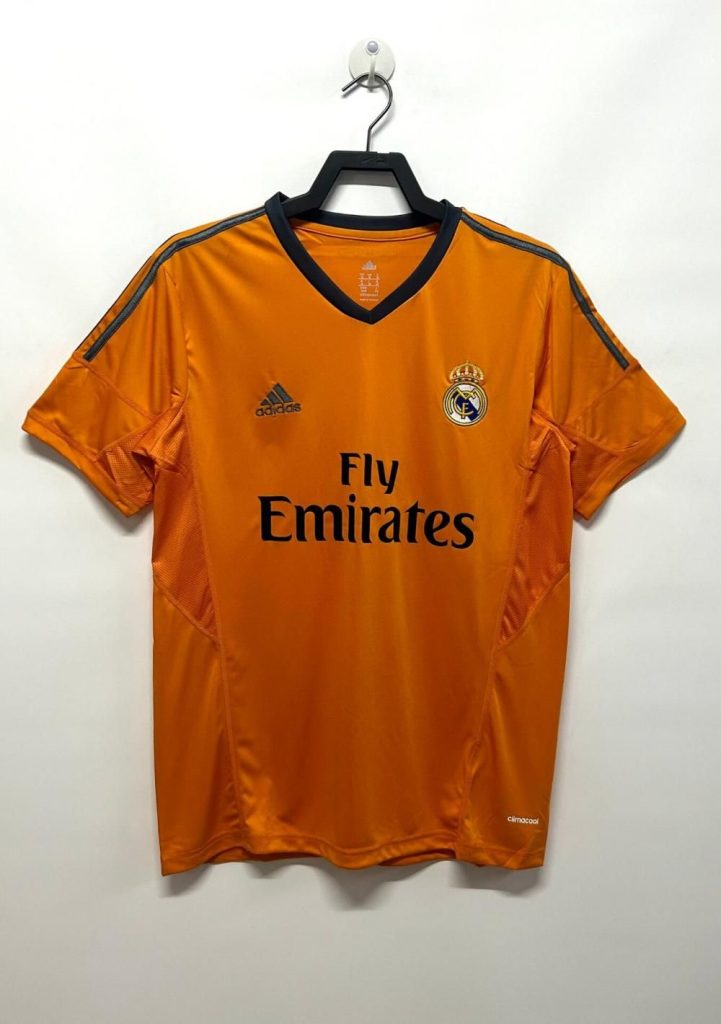 Real Madrid 2013-14 Tercera camiseta