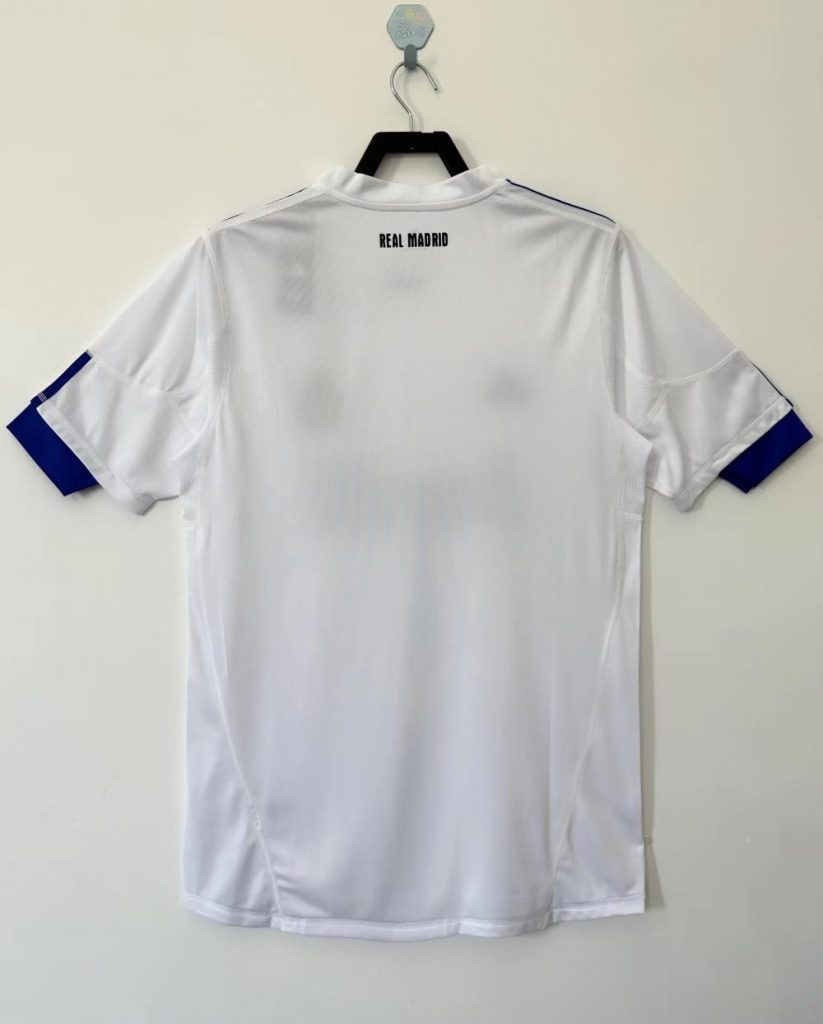Real Madrid 2010-11 Camiseta local