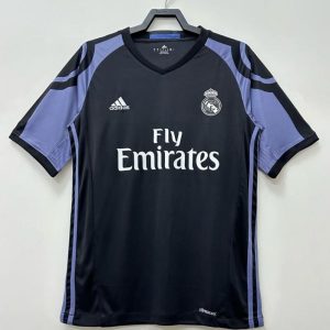 Real Madrid 2016-17 Tercera camiseta