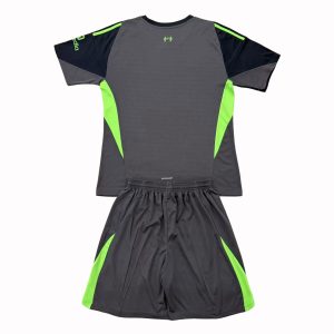 niños Liverpool 2025-26 Portero Kit