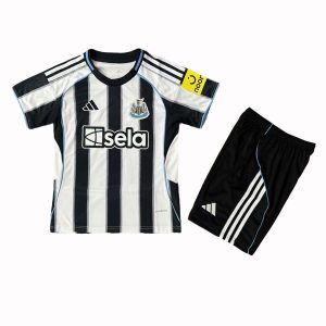 niños Newcastle United 2025-26 Local Kit