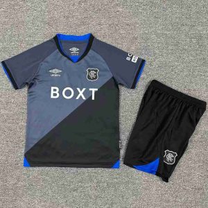 niños Rangers 2025-26 Tercera Kit