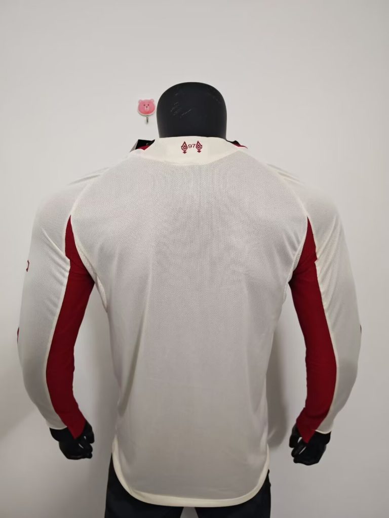 Liverpool 2025-26 Camiseta visitante versión jugador de manga larga