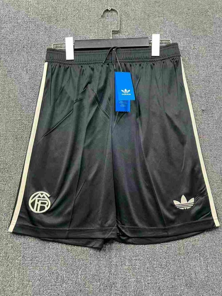 Bayern Munich 2025-26 Tercera Shorts