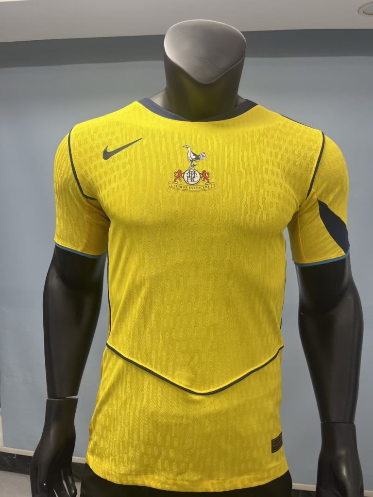Tottenham Hotspur 2025-26 Tercera camiseta versión jugador