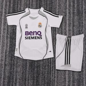 niños Real Madrid 2006-07 Local Kit