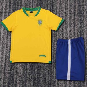 niños Brasil 2006 Local Kit
