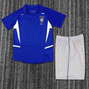niños Brasil 2002 Visitante Kit