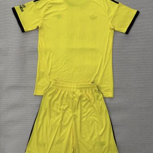 niños Arsenal 2025-26 Portero Kit