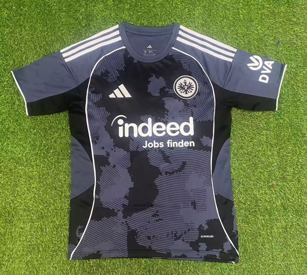 Frankfurt 2025-26 Tercera camiseta