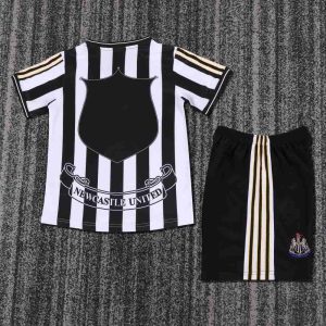 niños Newcastle United 1997-98 Local Kit