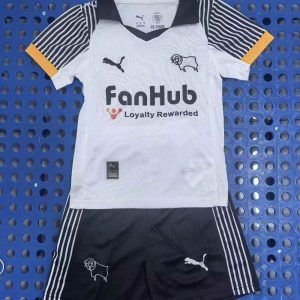 niños Derby County 2025-26 Local Kit