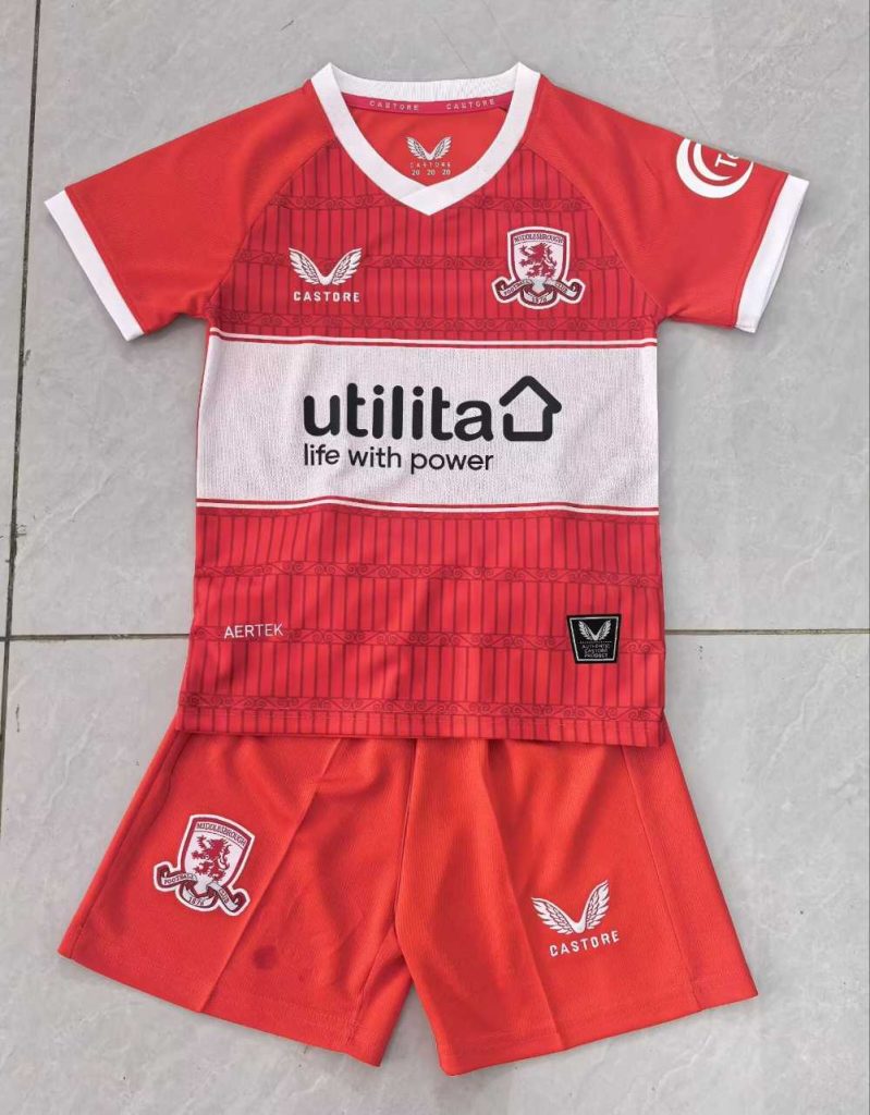 niños Middlesbrough 2025-26 Local Kit