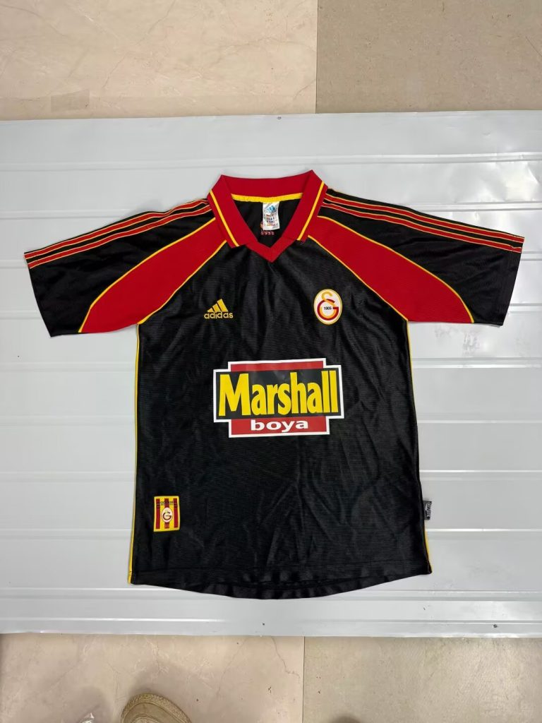 Galatasaray 1999-00 Tercera camiseta