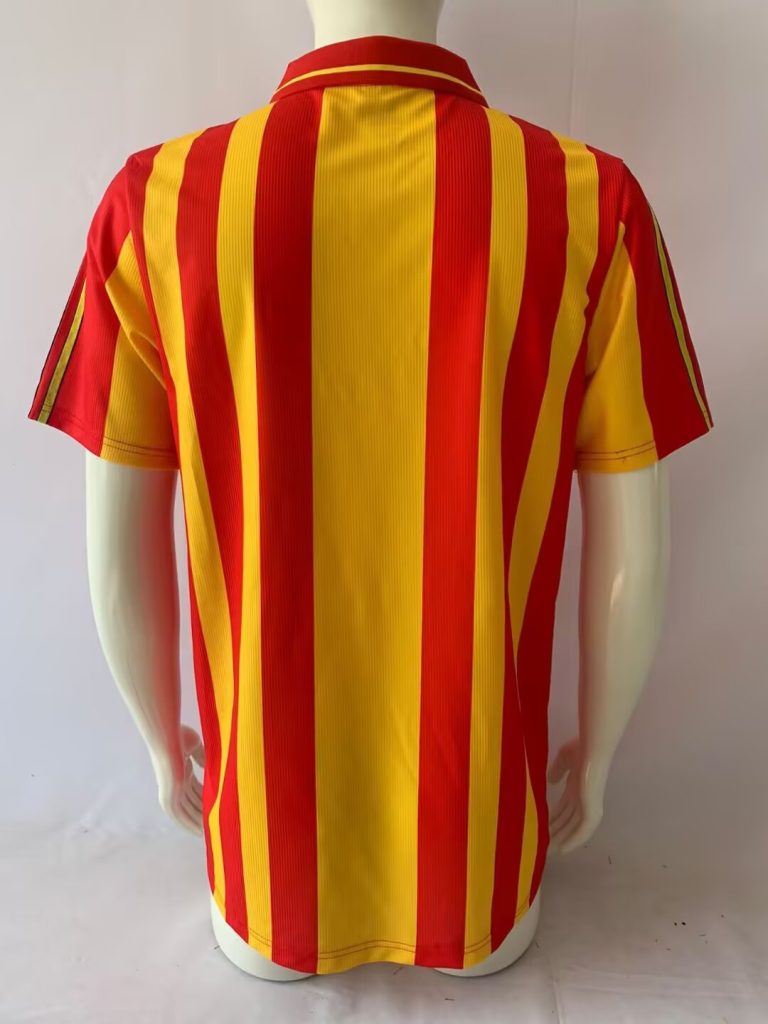 Galatasaray 2000-01 Camiseta local