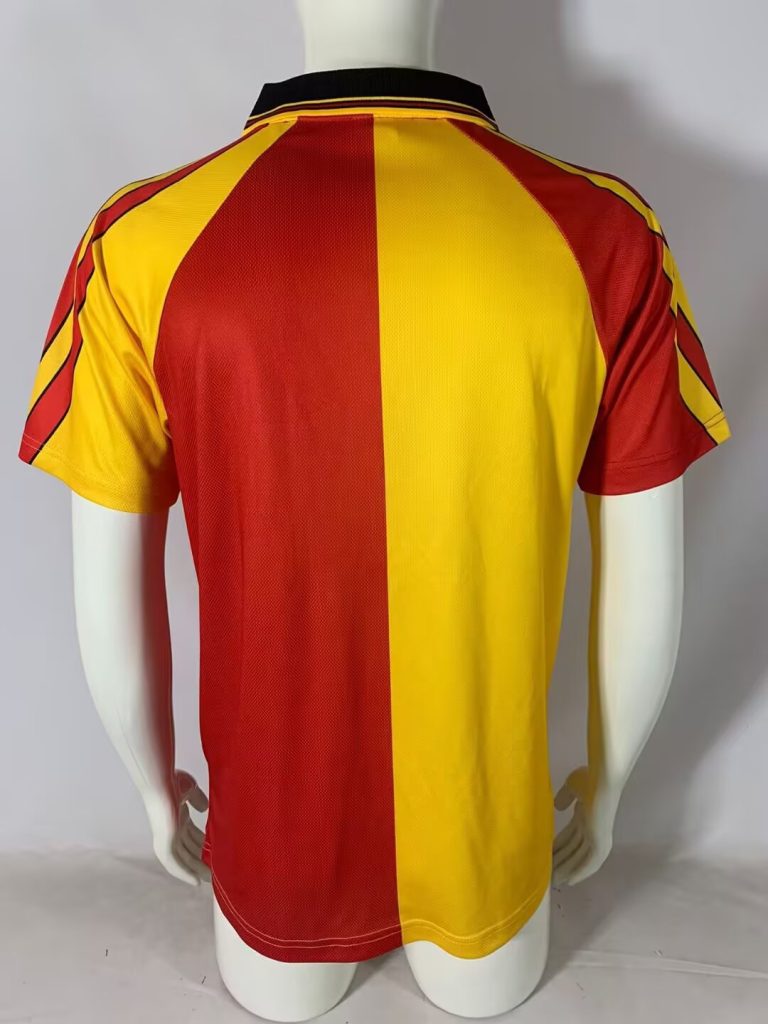 Galatasaray 1998-99 Camiseta local