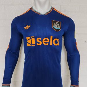 Newcastle United 2025-26 Tercera camiseta versión jugador de manga larga