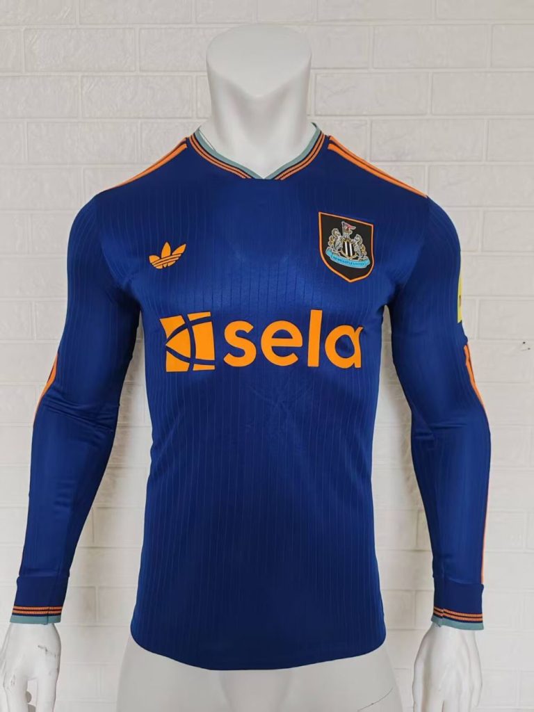Newcastle United 2025-26 Tercera camiseta versión jugador de manga larga