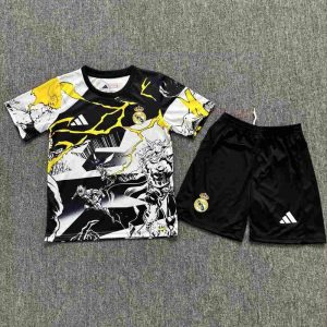 niños Real Madrid 2025 Marvel Special Kit