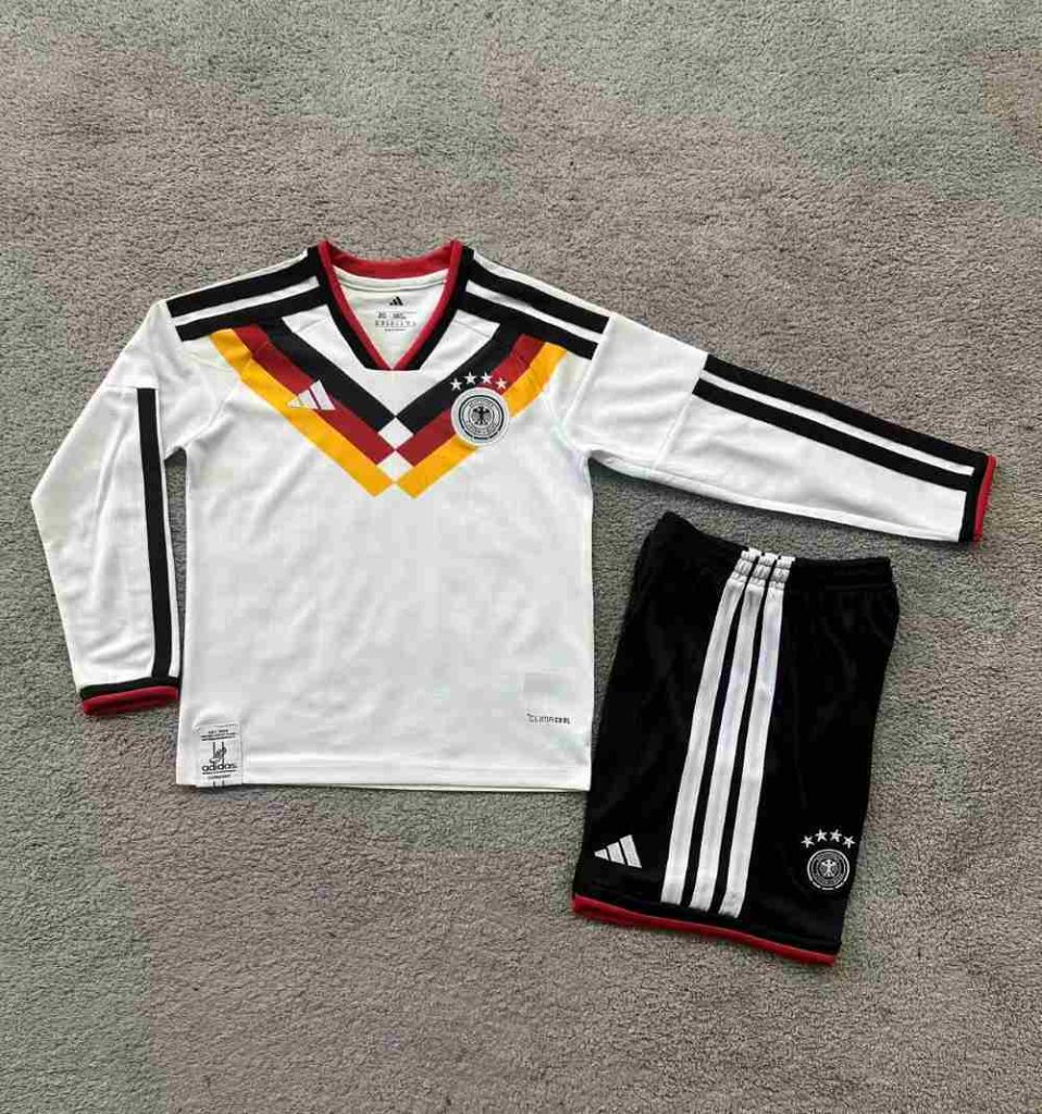 niños Alemania 2025-26 FIFA World Cup Local Long Sleeve Kit