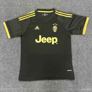 Juventus 2015-16 Tercera camiseta