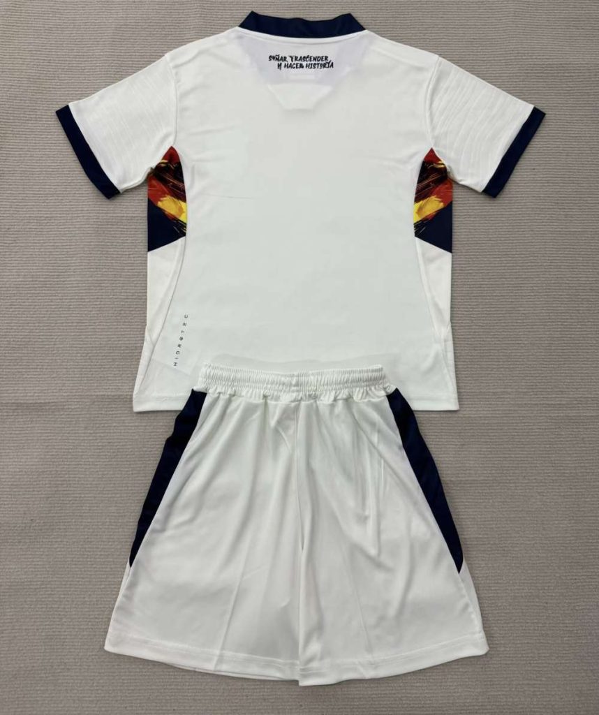 niños Ecuador 2026 FIFA World Cup Tercera Kit