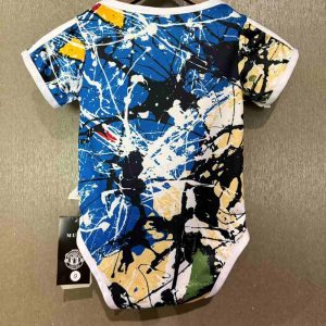 Bebé Manchester United 2026-27 Marvel Body de fútbol