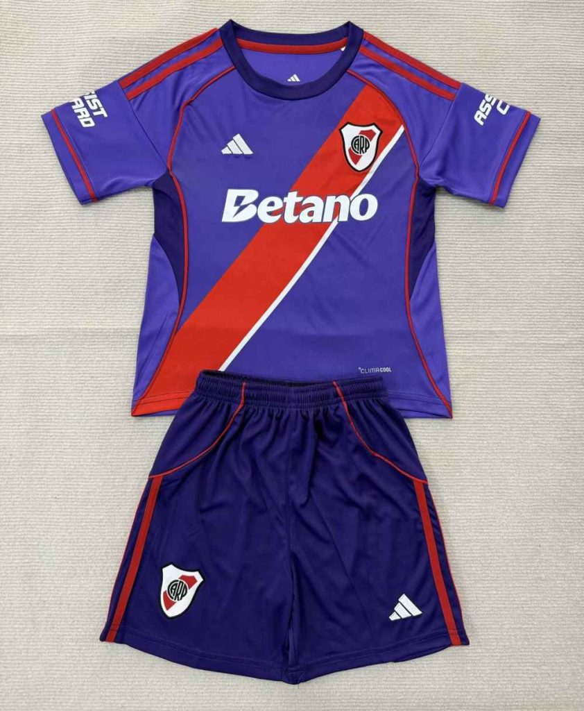 niños River Plate 2026 Tercera Kit